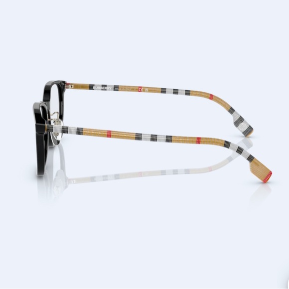 BURBERRY EYEWEAR
BE2371D 3853-BLK